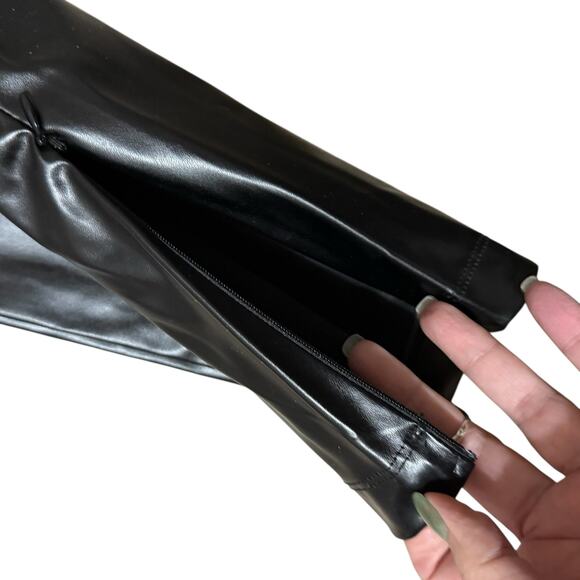 Halston women's vegan leather pants vinyl sexy, sleek, day night versatile #4412 - Picture 4 of 7